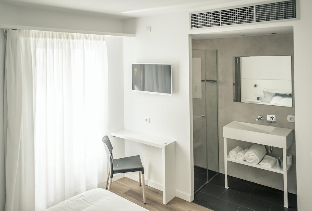 Tramuntana Hotel - Adults Only Cadaqués Szoba fotó